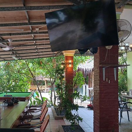 Mabuhay Guesthouse Kampot Bagian luar foto