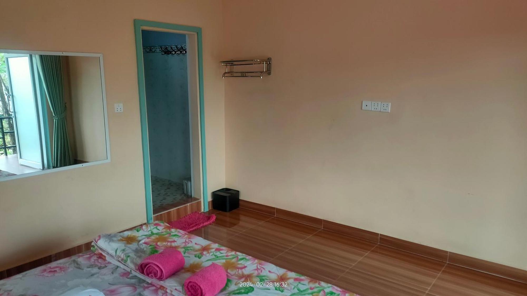 Mabuhay Guesthouse Kampot Bagian luar foto