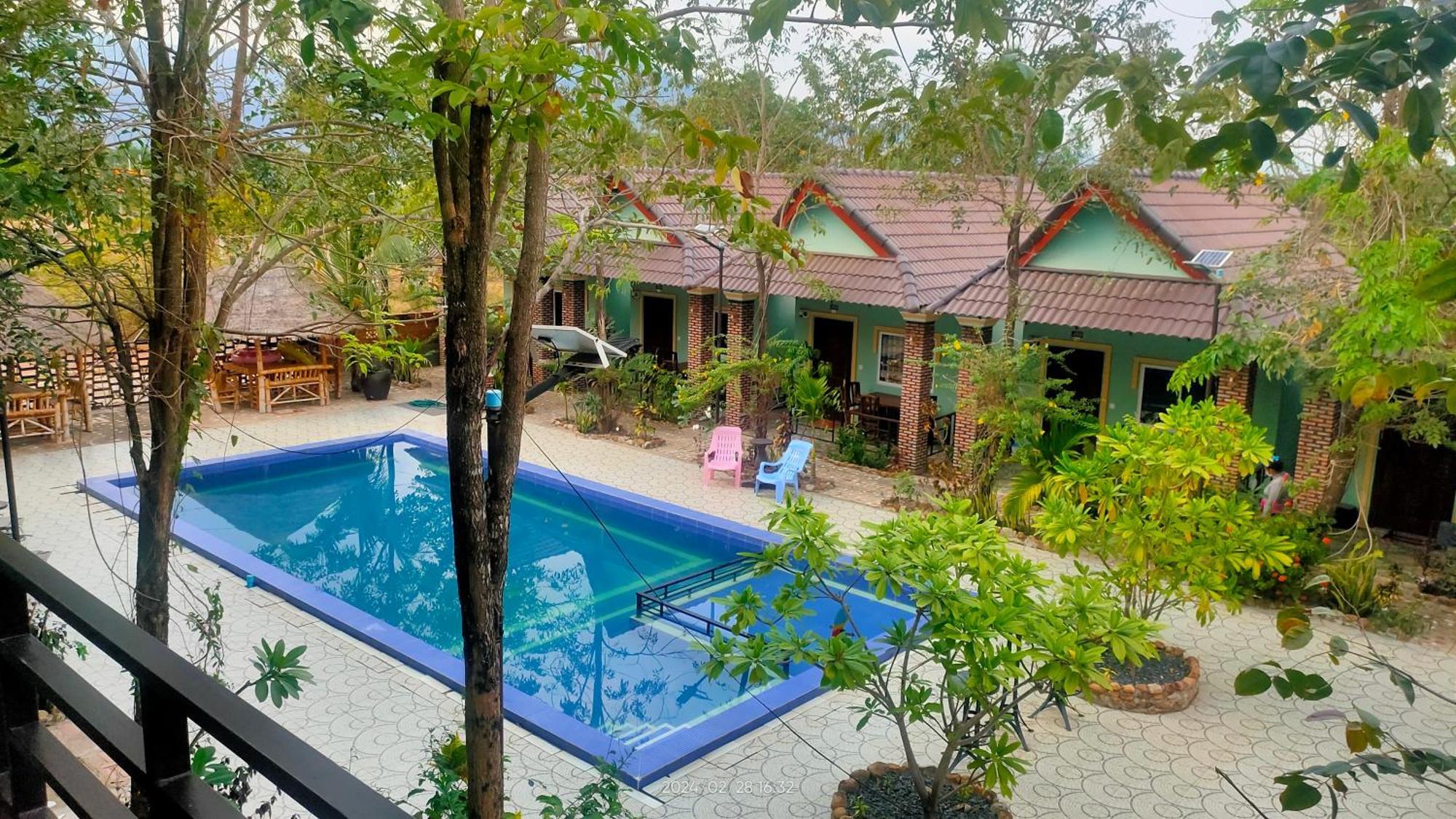 Mabuhay Guesthouse Kampot Bagian luar foto