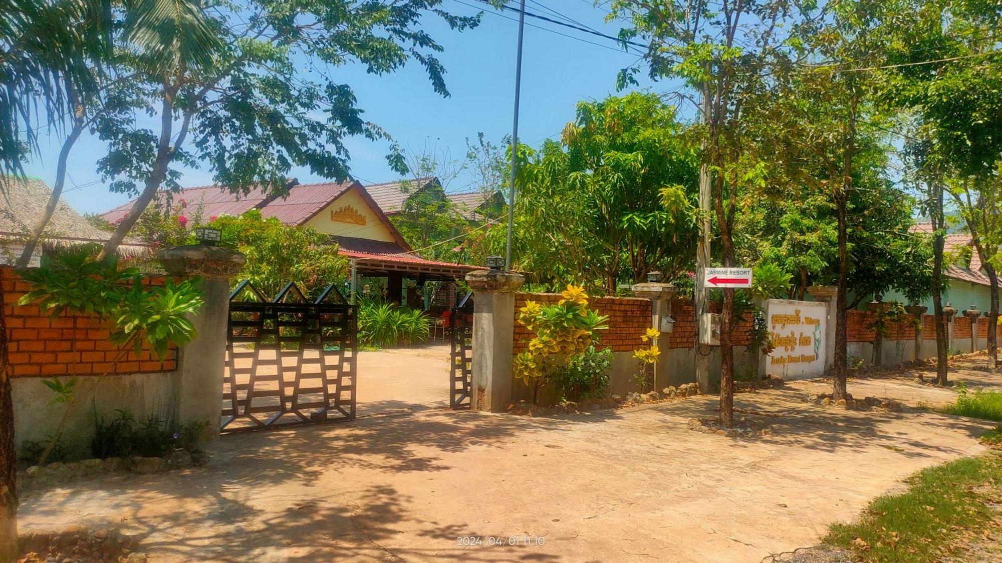 Mabuhay Guesthouse Kampot Bagian luar foto