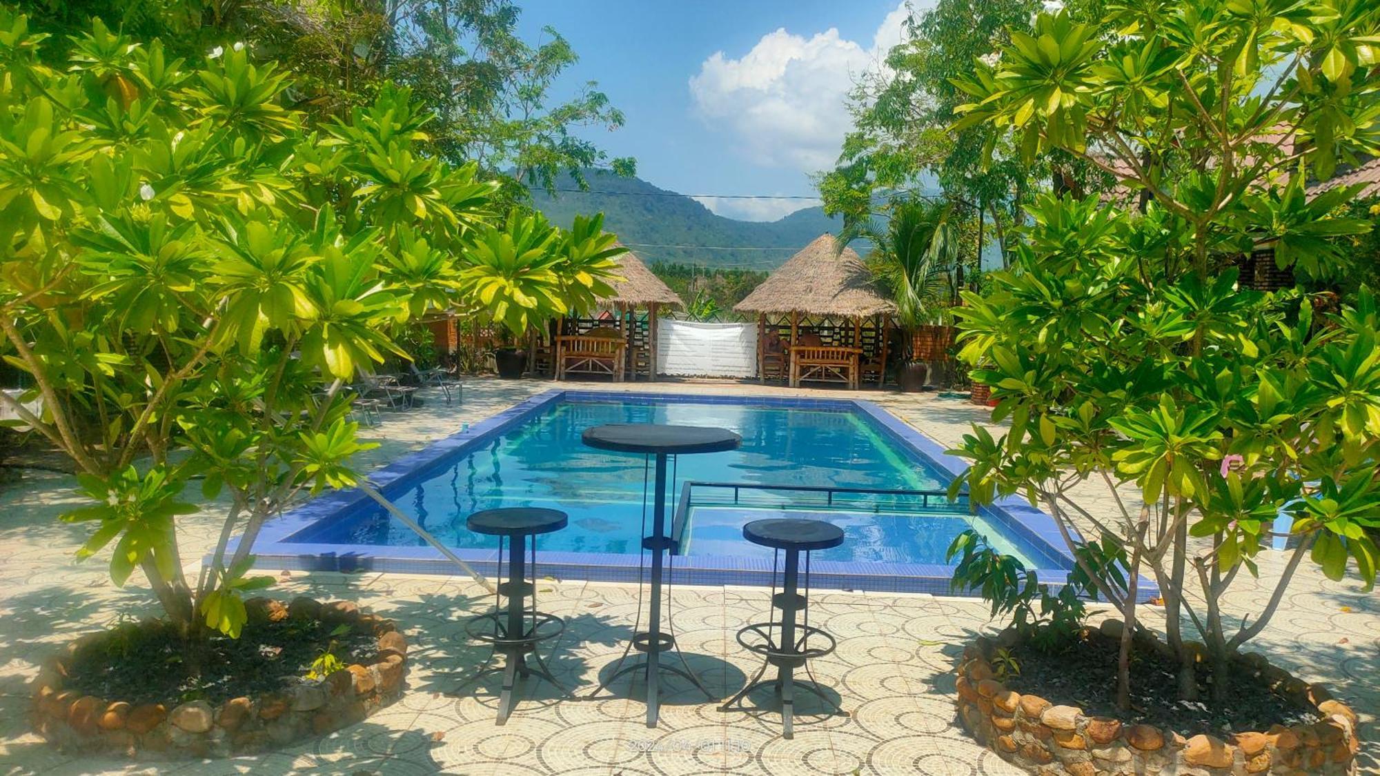 Mabuhay Guesthouse Kampot Bagian luar foto